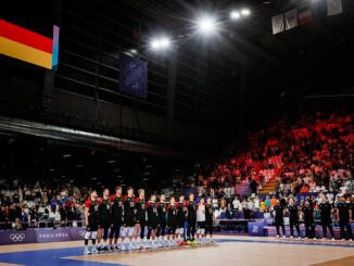 Foto volleyballworld 326x245 - DVV-MÄNNER GEWINNEN OLYMPIA-AUFTAKT GEGEN JAPAN